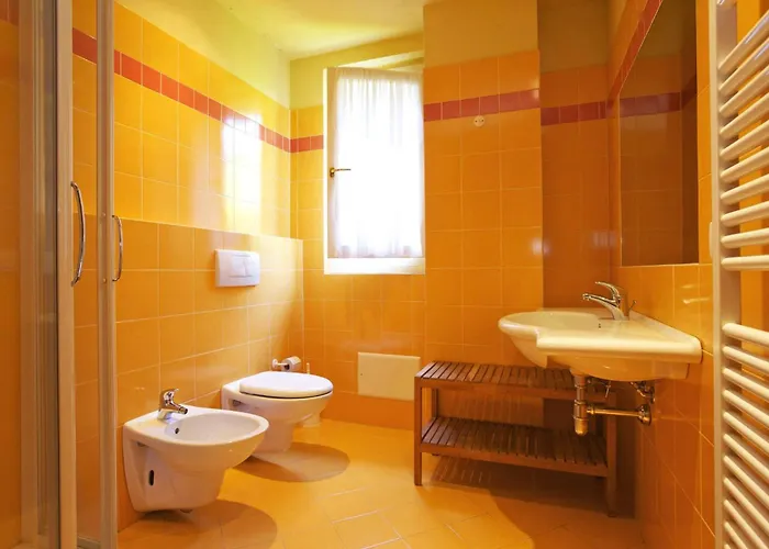 Le Rose Feriehus Verbania